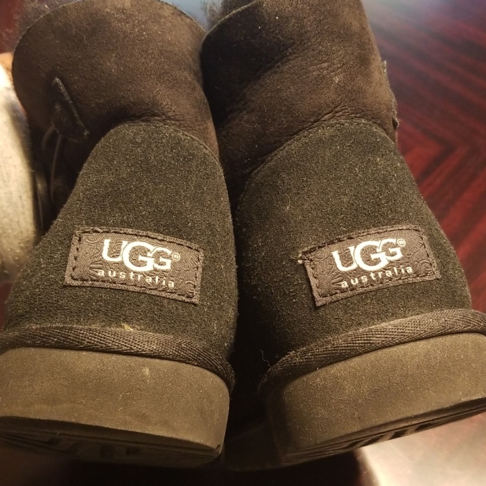 Ugg Bailey Buttons - image 3